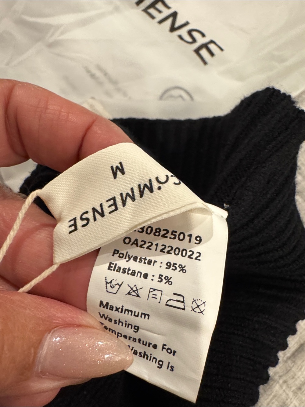 Commense NWT Black Cutout Turtleneck Cropped Sweater - Picture 5 of 7